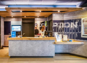 Отель ibis Budget Courbevoie Paris La Défense  Курбевуа